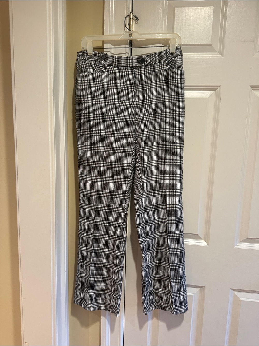 Calvin Klein Modern Fit Size 4 Black White Plaid Dress Pants